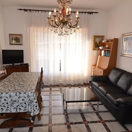 Glicine Apartment Леванто Экстерьер фото