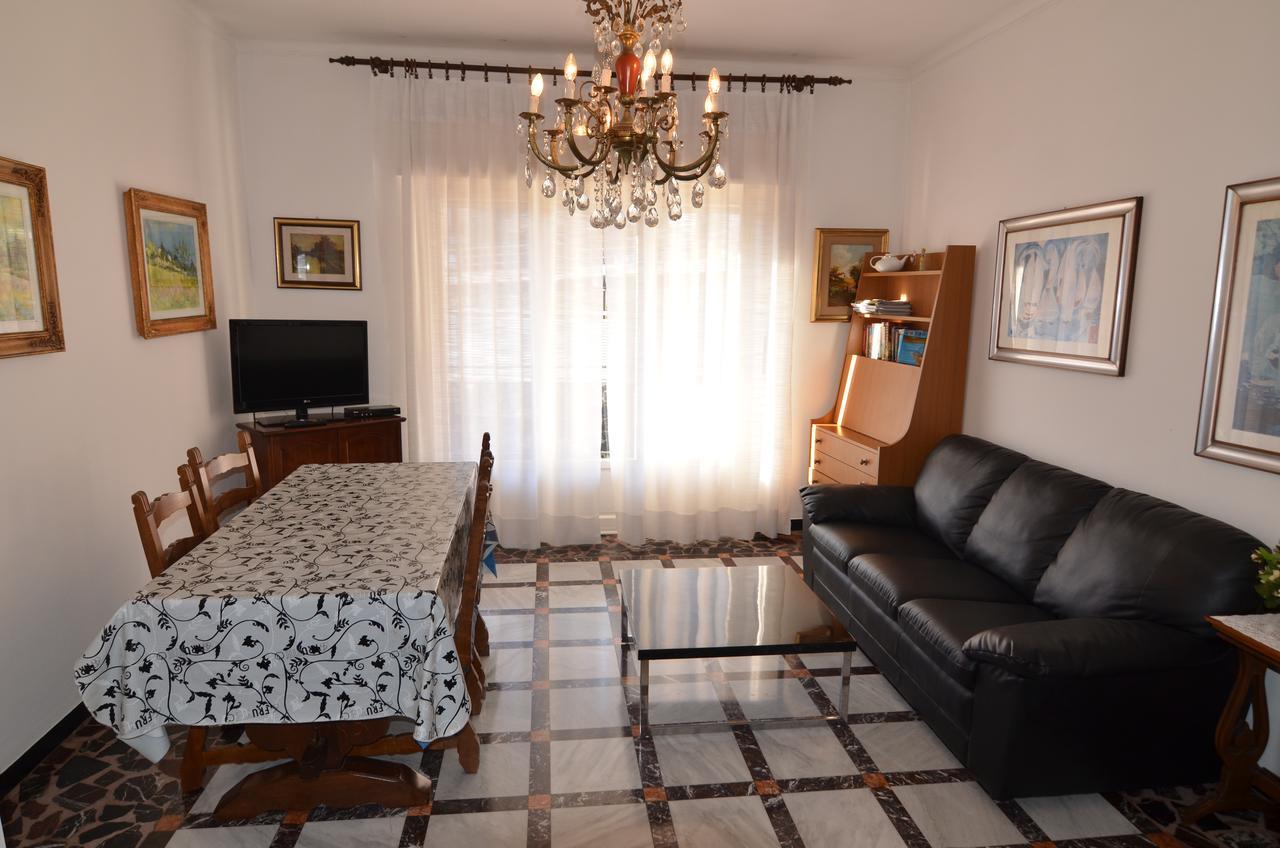 Glicine Apartment Леванто Экстерьер фото
