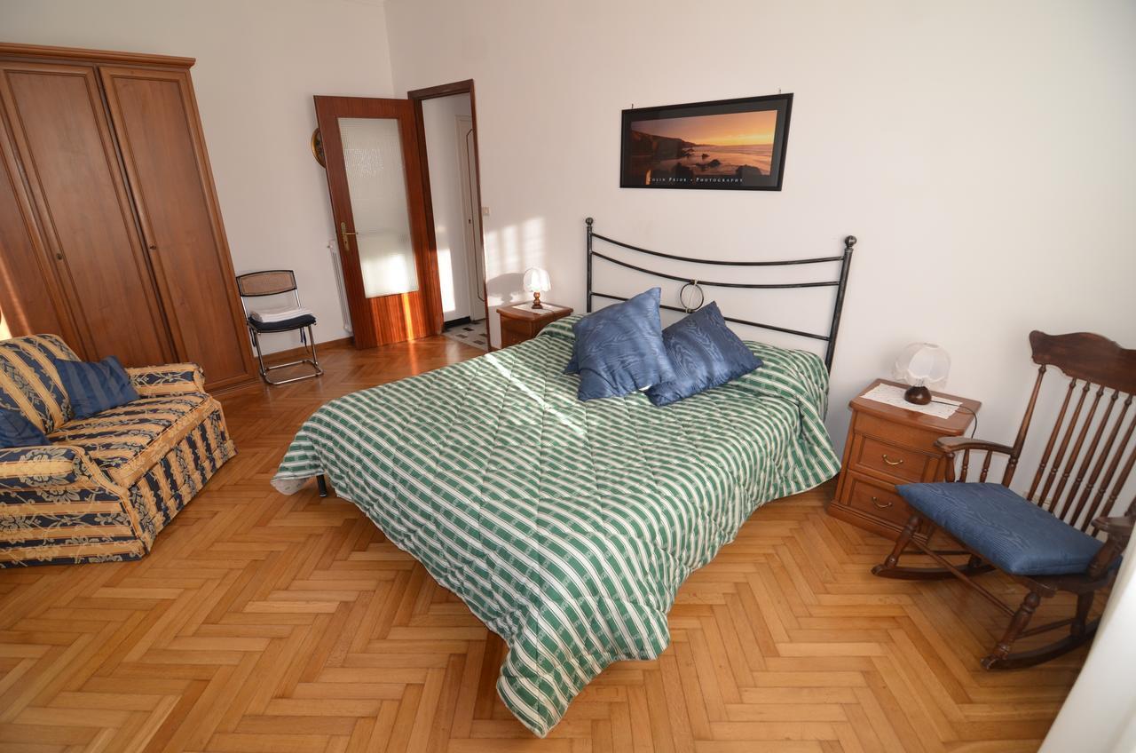 Glicine Apartment Леванто Экстерьер фото
